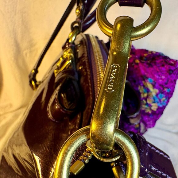 Coach Madison Lindsey Satchel in Deep Purple Patent Leather with Scarf and Charm - Picture 3 of 12